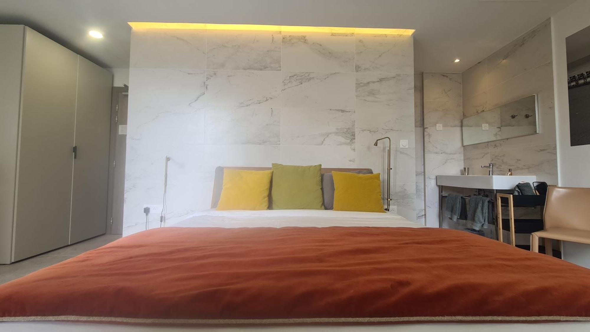 Hotel Le Petit Trianon Et Le Charme Des