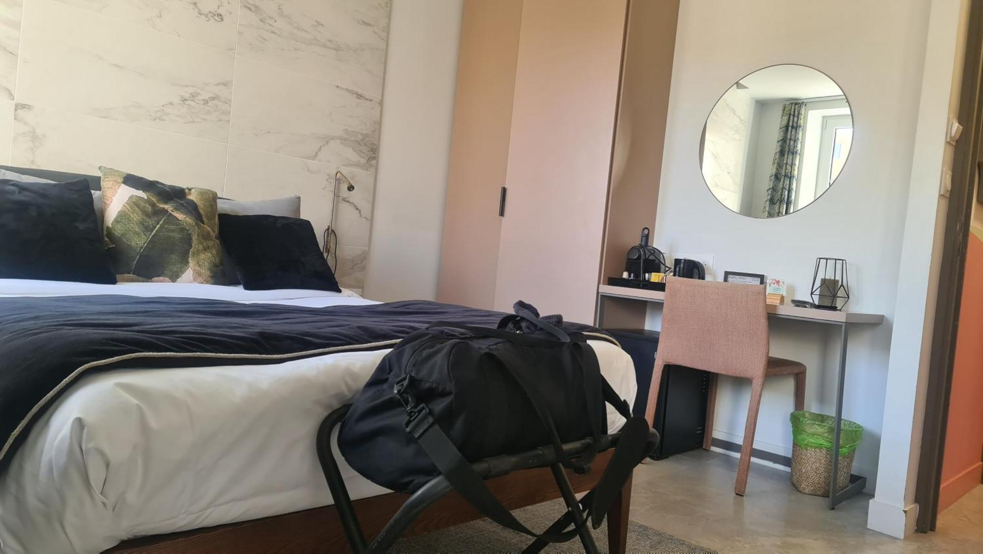 Le Petit Trianon Et Le Charme Des Hotel Nice